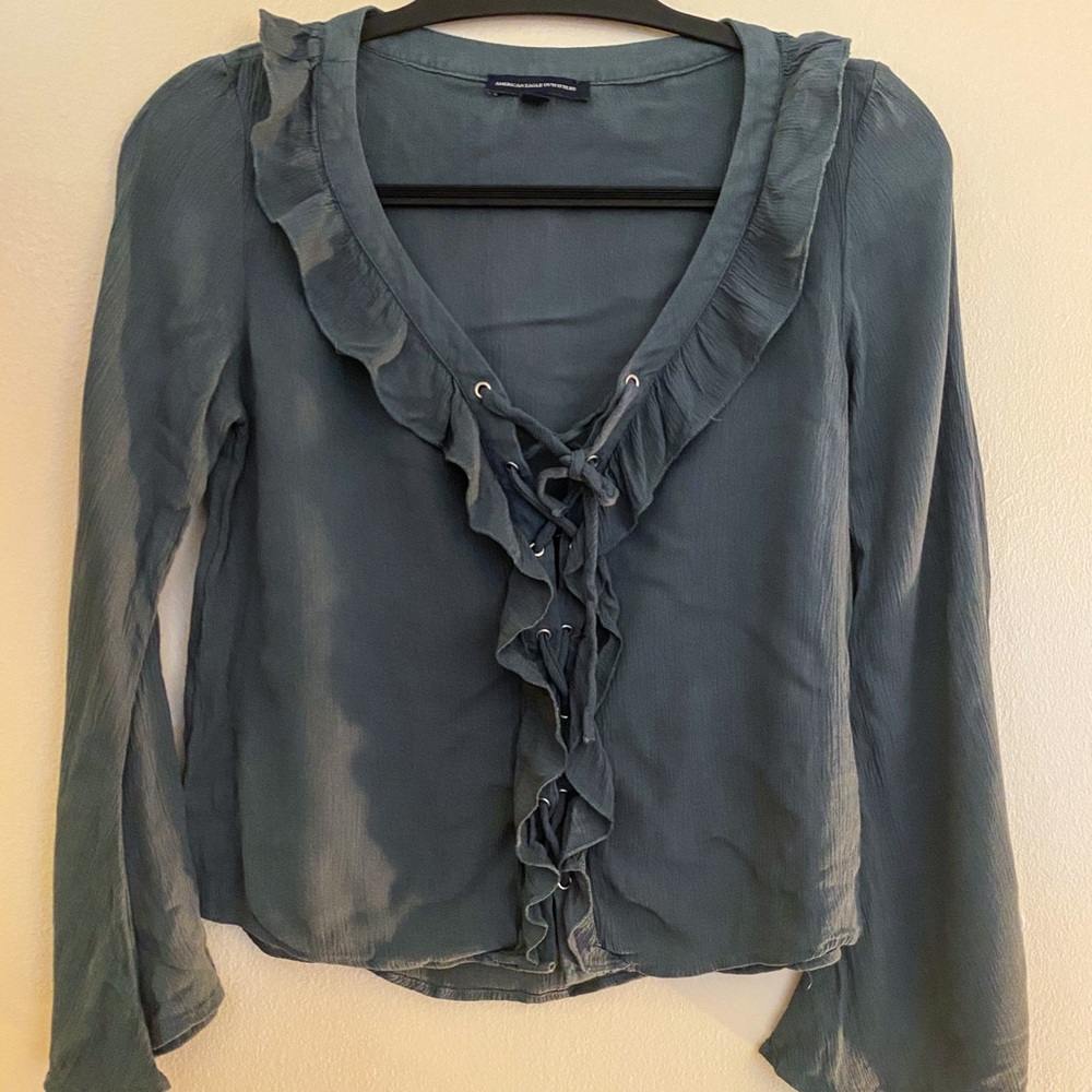 AE Lace Up Ruffle Detail with Bell Sleeves XS